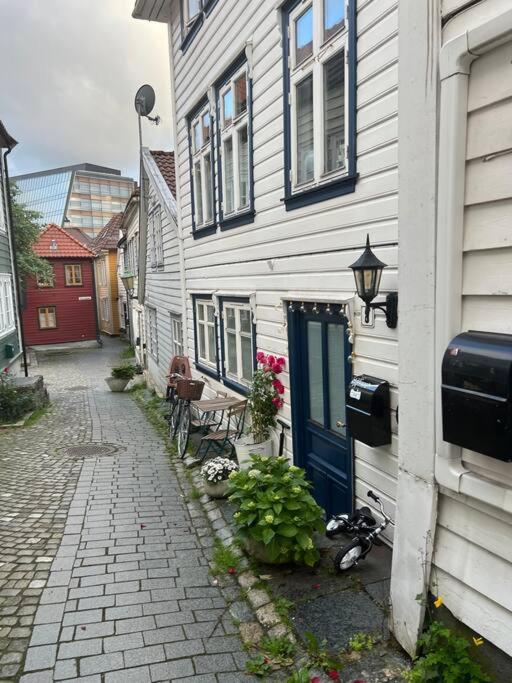 Beautiful Bergen House From 1790 Exterior photo