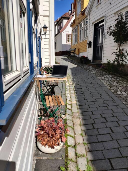 Beautiful Bergen House From 1790 Exterior photo